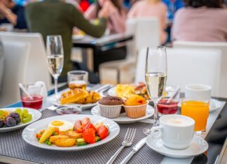 Preparing the Perfect Sunday Brunch: A Delightful Culinary Experience Sunday Brunch