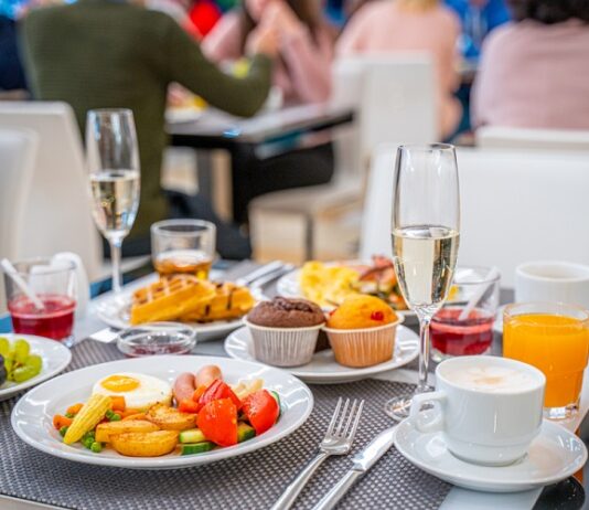 Preparing the Perfect Sunday Brunch: A Delightful Culinary Experience Sunday Brunch
